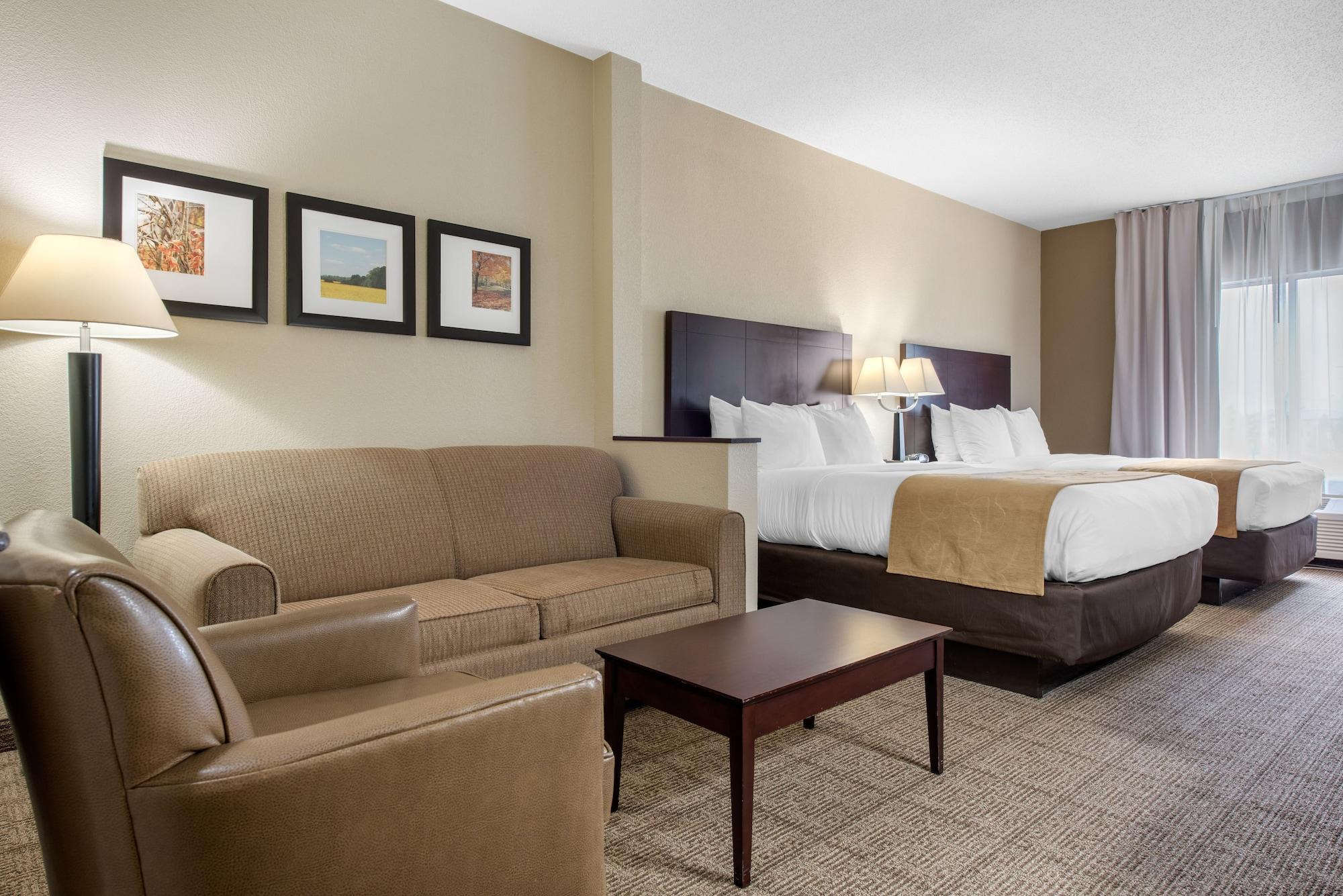 Comfort Suites Lafayette University Area Exterior photo